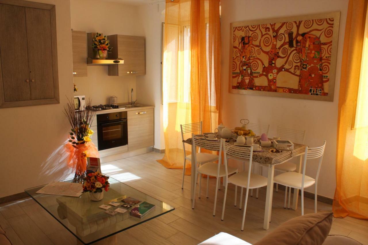 B&B Castello Salvaterra 伊格莱西亚斯 外观 照片