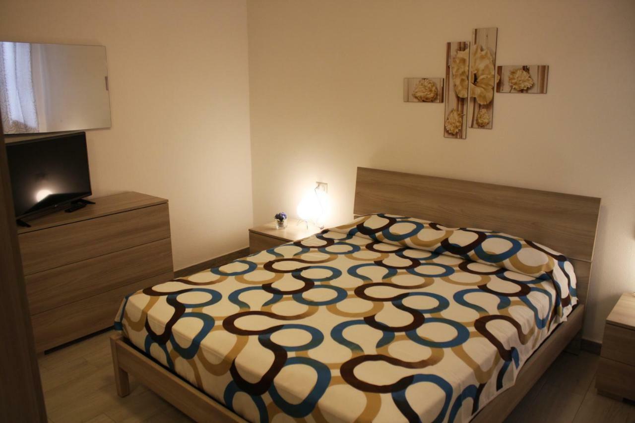 B&B Castello Salvaterra 伊格莱西亚斯 外观 照片